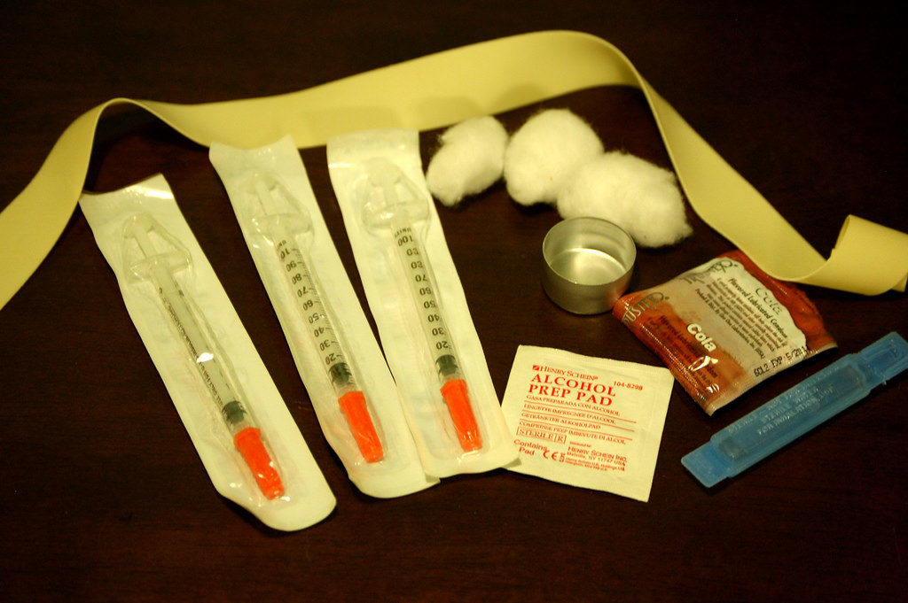 8 people a day overdose on opioids in Snohomish County after tightening of prescription rules: survey
