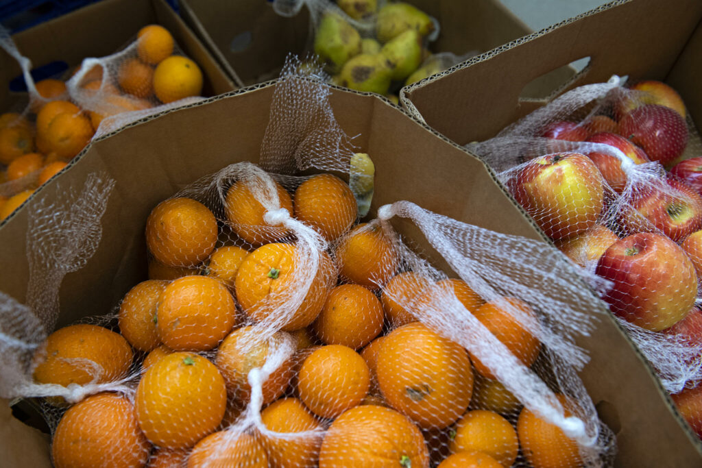 Washington food banks test innovations as food insecurity grows