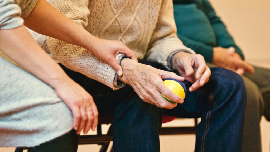 Care for older unhoused people