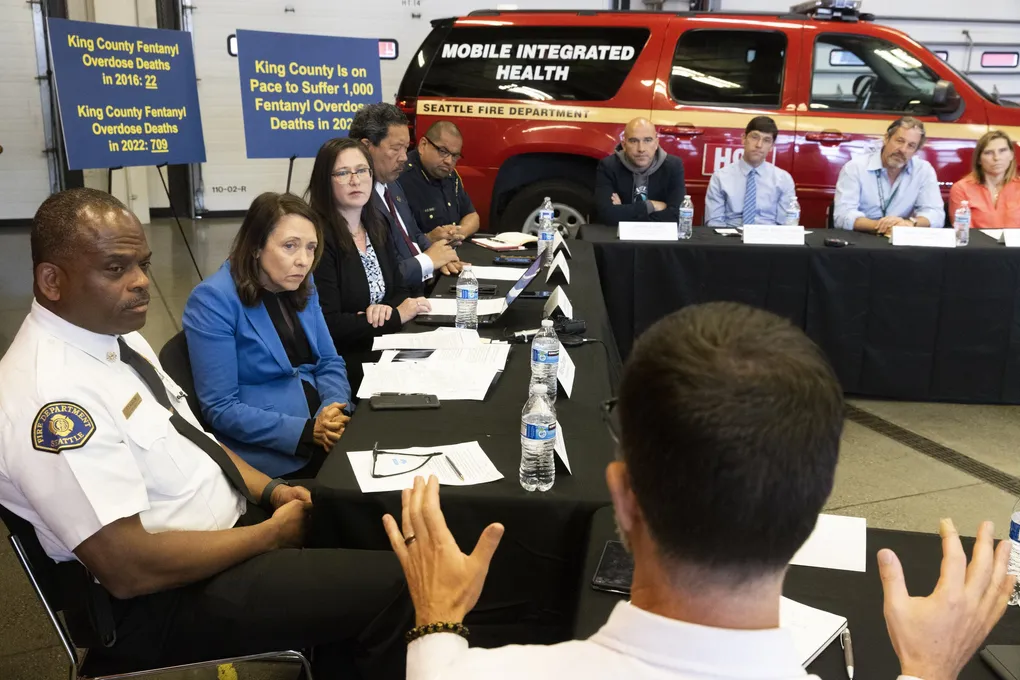 Cantwell holds fentanyl roundtable